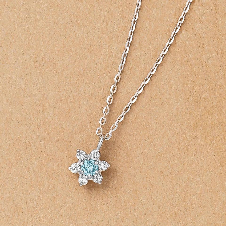 美品 K18WG アイスブルー ダイヤモンド ネックレス IBD:0.050ct